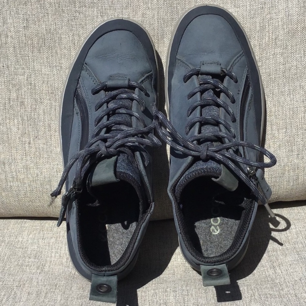 Ecco Soft 7 Tred Gore-Tex Waterproof Shoe